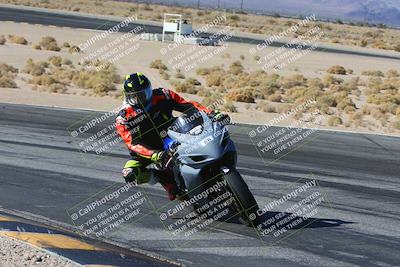 media/Dec-05-2024-Racers Edge (Thu) [[e102e0690b]]/3-B Group/Session 2 (Turn 12 Inside)/